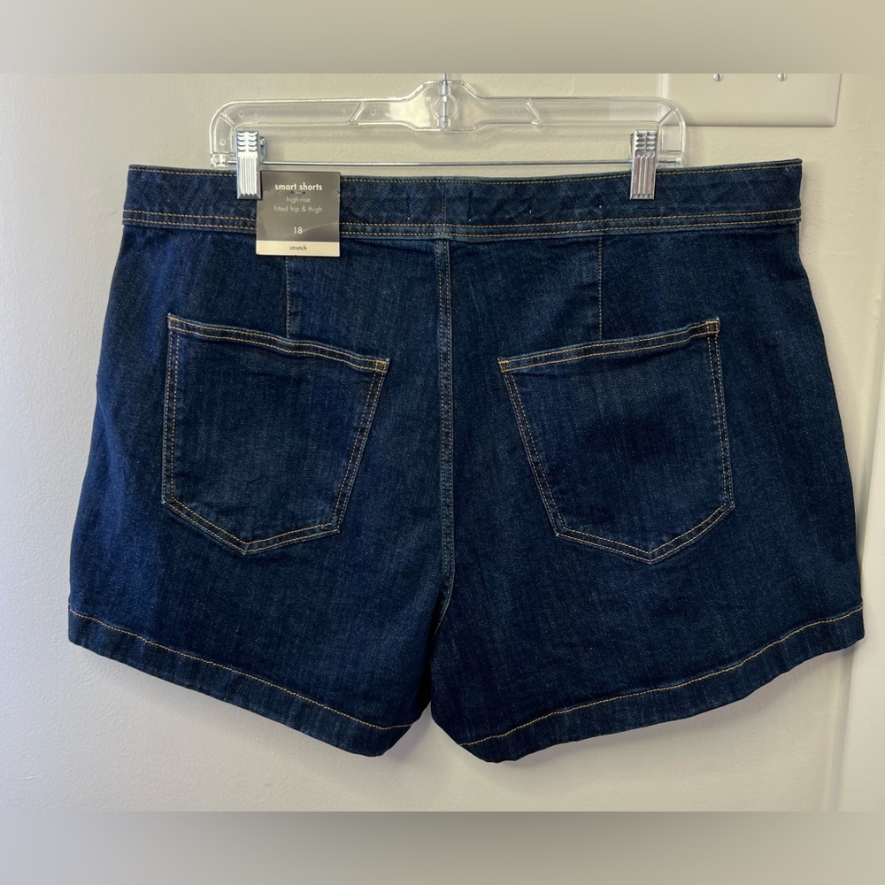 Women's Dark Blue Denim Shorts -Size 18 - Picture 2 of 6